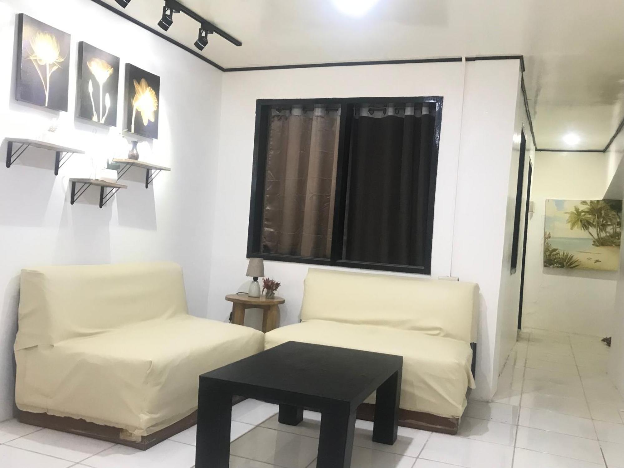 Central Hub Homestay 푸에르토프린세사 외부 사진