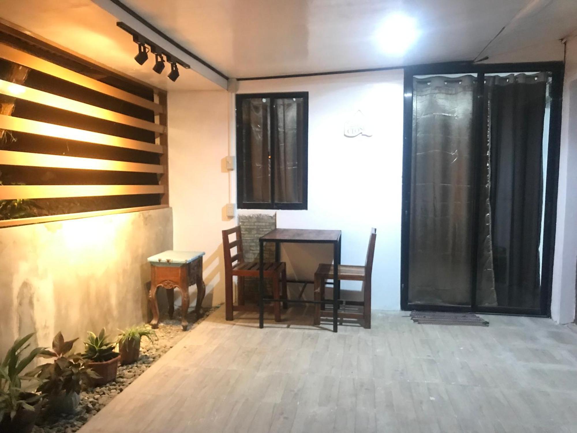 Central Hub Homestay 푸에르토프린세사 외부 사진
