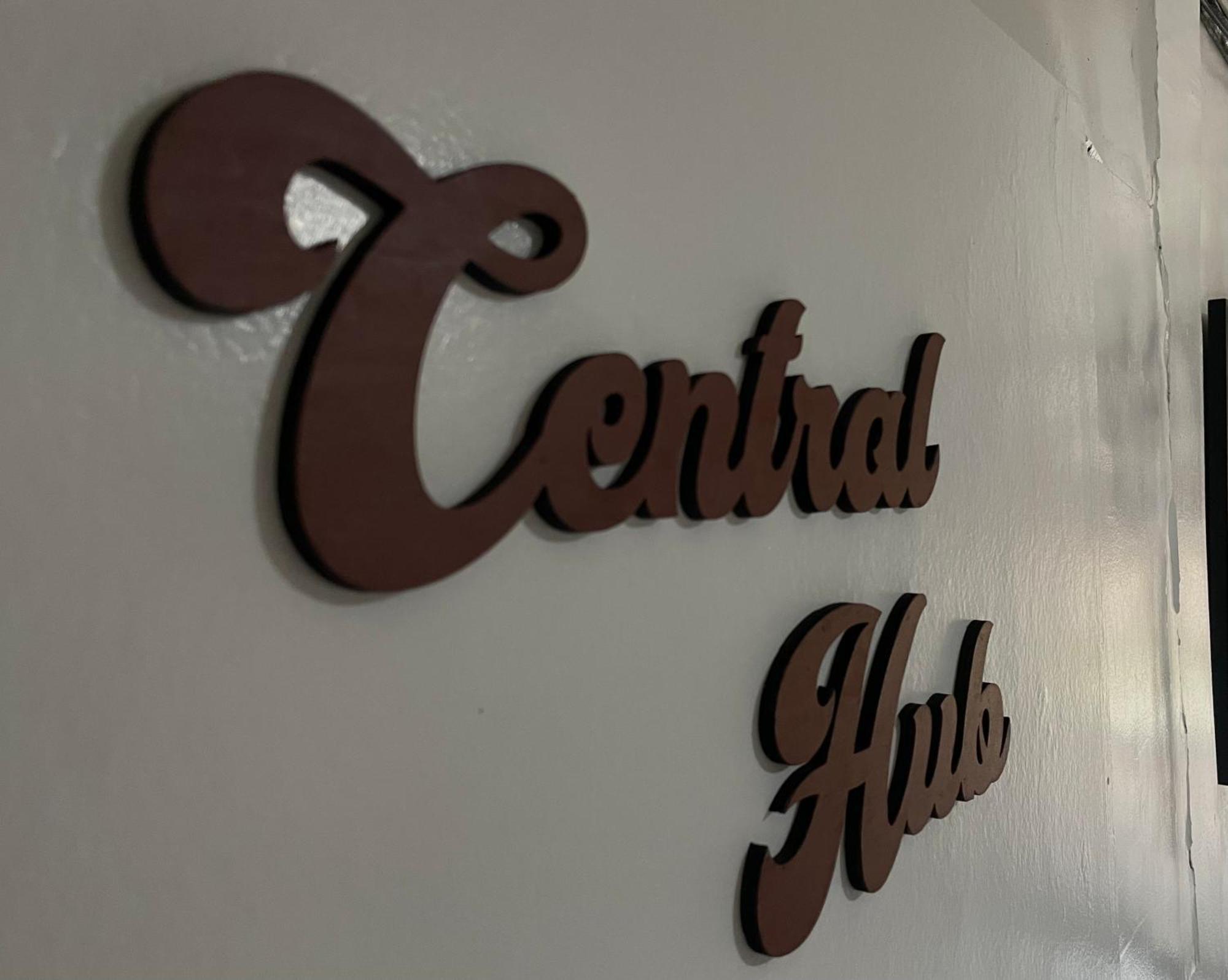 Central Hub Homestay 푸에르토프린세사 외부 사진